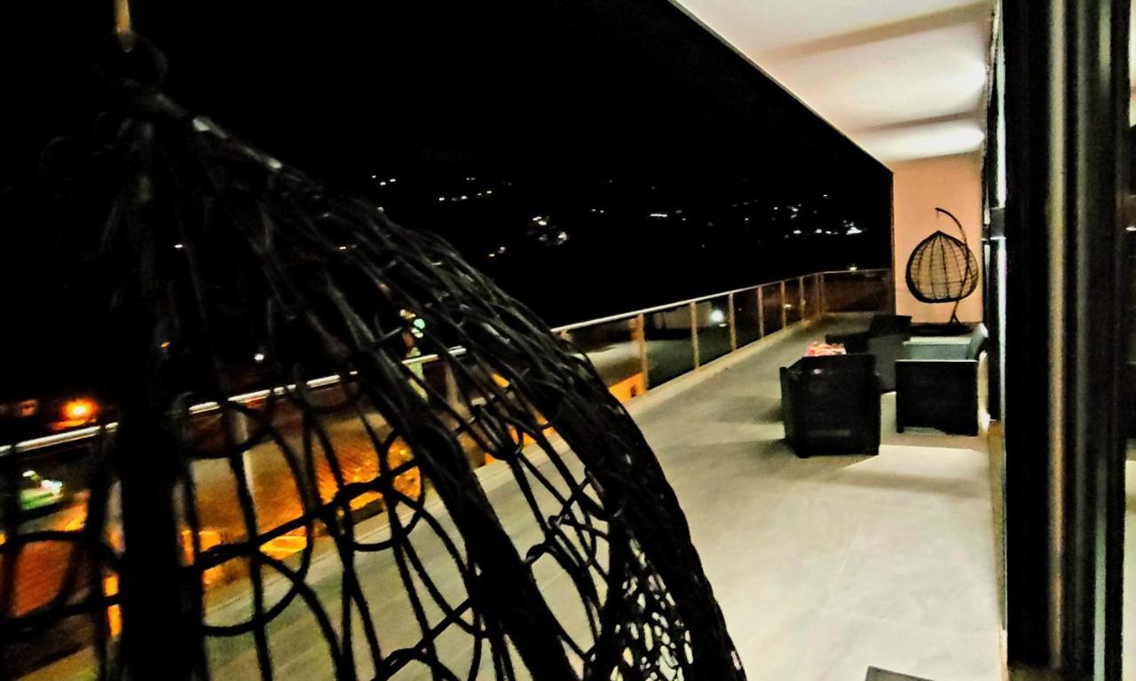 Geresmarinahouse Villa Екстериор снимка
